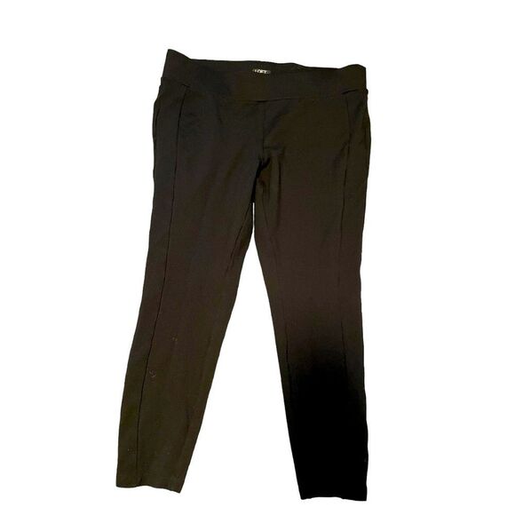 Loft Plus Comfy Chic Black Leggings | Fall Wardrobe Essential - Picture 12 of 12